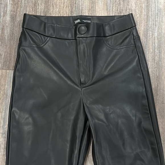 Zara Black Faux Leather High-Waisted Flare Pants Size Medium Bloggers Favorite - Picture 5 of 11